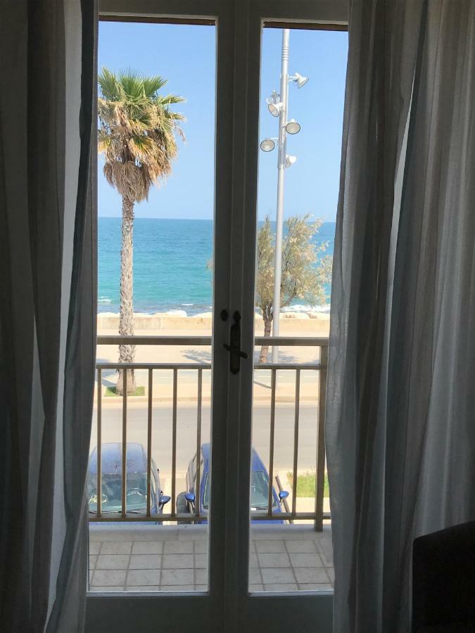 Intero Appartamento " Sea Breeze" مولا دي باري المظهر الخارجي الصورة